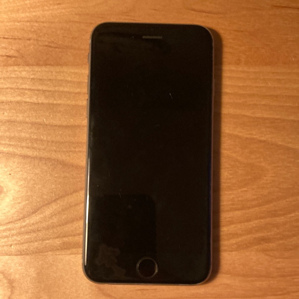 Gently used iPhone 6S 16GB